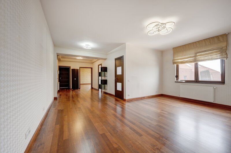 Bld. Ionescu Sisesti 3 camere, 128 mp, terasa -parcare, comision 0%